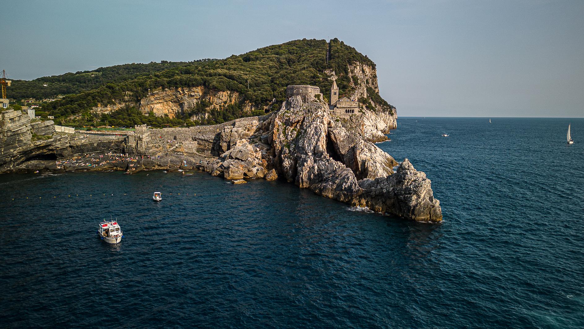 Portovenere:Golf Poet & Inseln private Bootsfahrt mit Mahlzeit