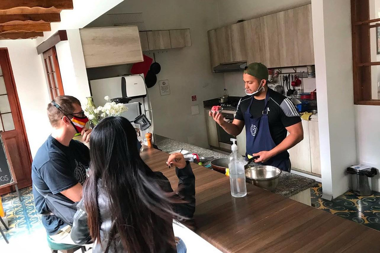 Bogota: Cooking Class with Market Visit and Lunch