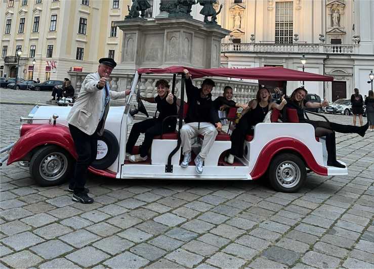 Vienna: Old Town Sightseeing Tour in a Vintage-Style E-Car