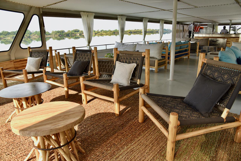 Zambezi Cruise: Luxe Zonsondergang Cruise: De Zambezi Explorer