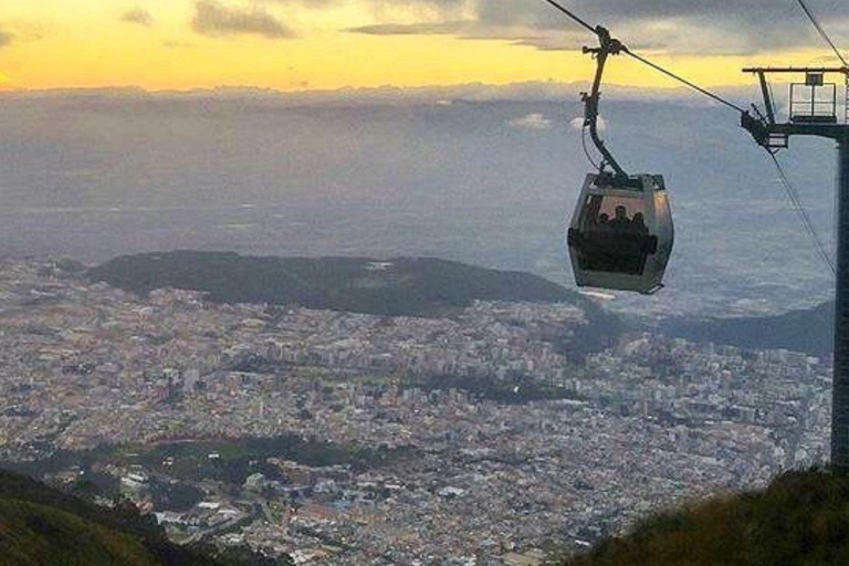 Quito: Mitad del Mundo, Teleférico och Virgen Del Panecillo