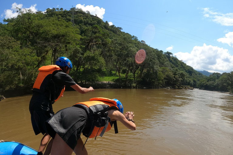 San Gil Fonce River Rafting: Adventure and Nature on Board