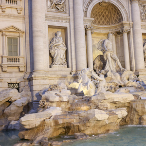Rome: Trevi Fountain & Underground Aqueducts Tour