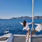Santorini: Crociera in catamarano Caldera Classic con pasto e bevande