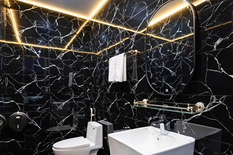 5-Star Ha Long Day Cruise with Jacuzzi, Lunch & Free Drink Day Cruise With Meal