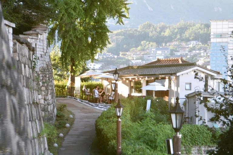 Seoul One-Day Hotspots Tour: Trendy Vibes & Must-Visit Spots How Koreans Enjoy Seoul: BBQ Culture, Views & City Life