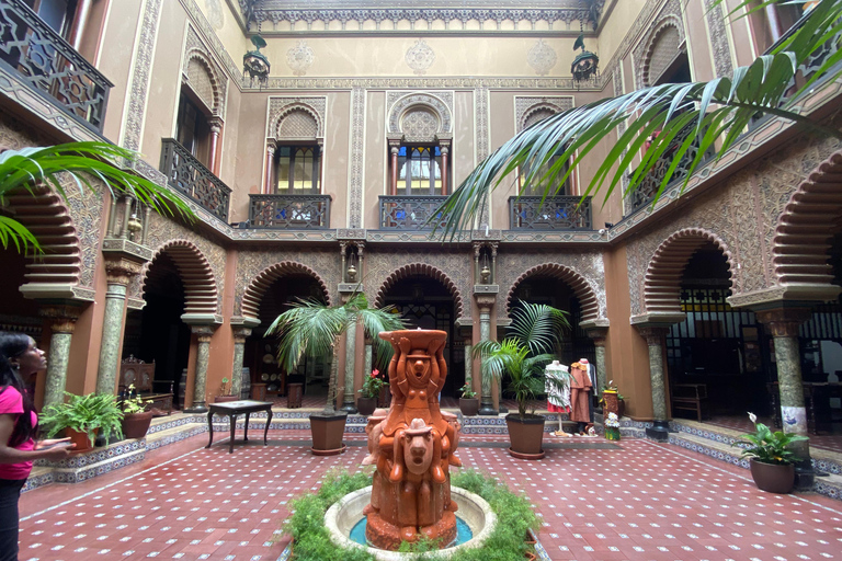 Lisbon: Echoes of Africa Walking Tour with Tastings