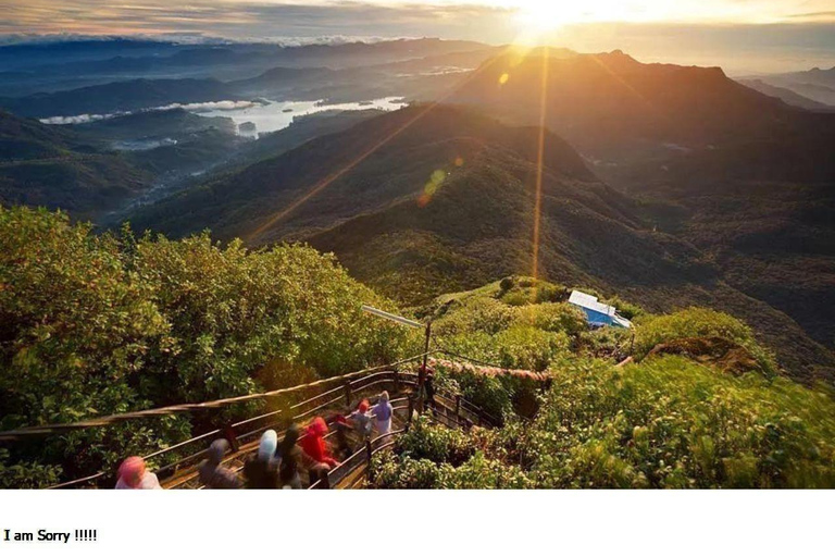 Da Kalutara: Escursione all&#039;alba dell&#039;Adams Peak con trasferimento in hotel