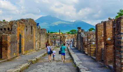 Ab Hafen Neapel_Private Tour nach Pompeji und Sorrento