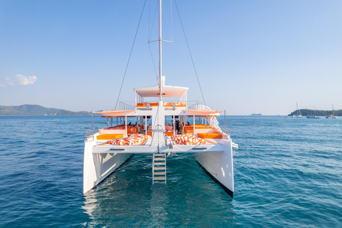 Pattaya: Koh Rin & Bamboo Beach Sunset Premium Tour