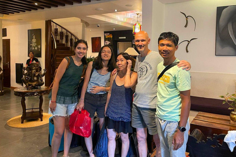 Ho Chi Minh City: Phnom Penh Day Trip with Lunch With English-Speaking Guide and with Lunch