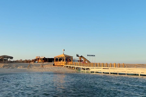 Hurghada: Private Speedboat to Magawish Island 8-hour Private Speedboat With Lunch