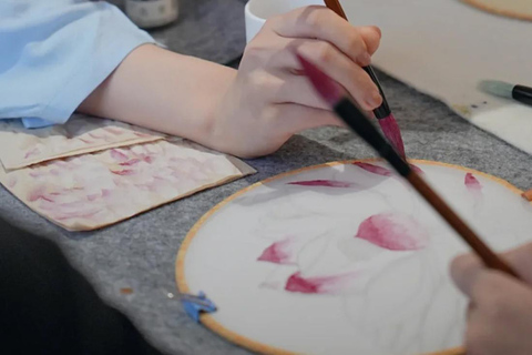 Hangzhou: Tea, Fan, and West Lake with Pagoda Visit