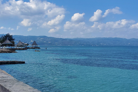 Negril: Excursão particular à praia 7 Miles e ao Rick&#039;s Cafe