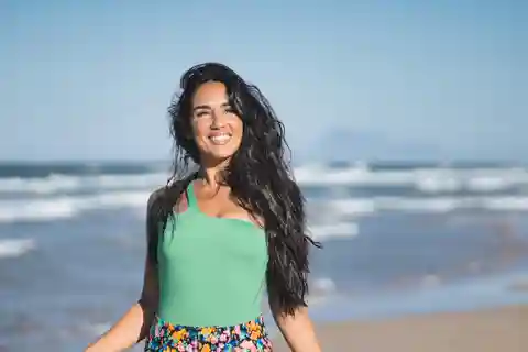 Gandía: Professional photo shoot on Gandía beach.