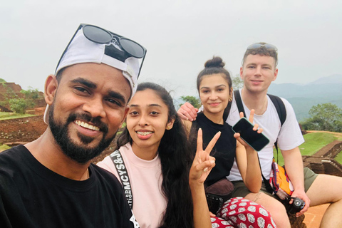 Kandy nach Sigiriya Tuk Tuk Tour