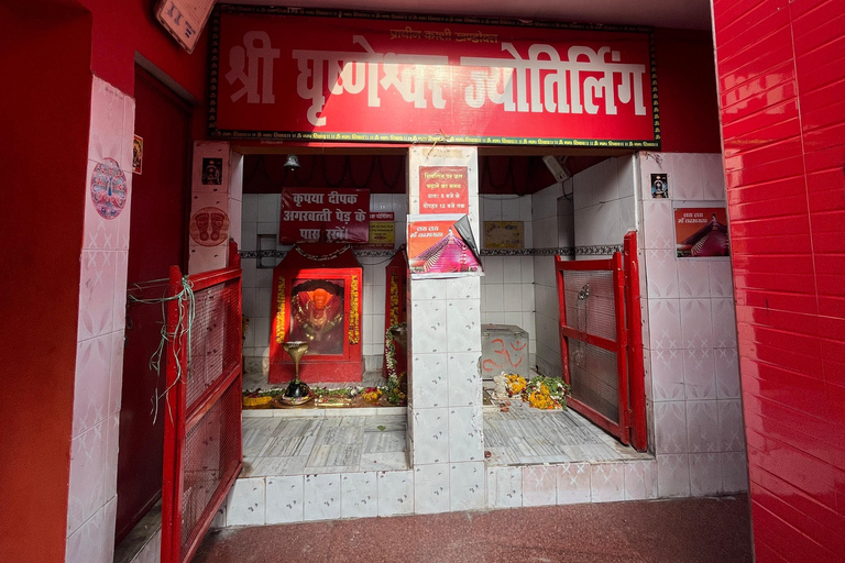 Varanasi: 12 Jyotirlinga Yatra – Guided Journey by Omvity