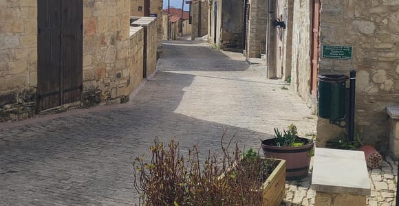 Paphos: Troodos Mountains Villages Tour with Wine Tasting