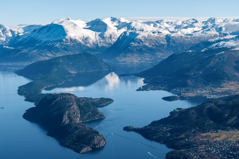 Majesteit Rosendal: Exclusief RIB avontuur in HardangerfjordRosendal: privé RIB-safaritocht door Hardangerfjord