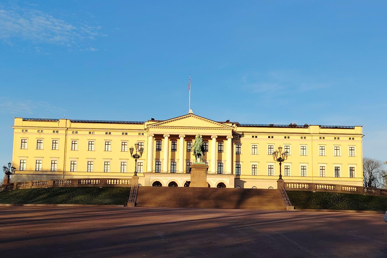 Oslo: Private Fortress, Fjord, and Royal Heritage Tour