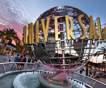 LA: Universal Studios Hollywood & Hop-On Hop-Off Package