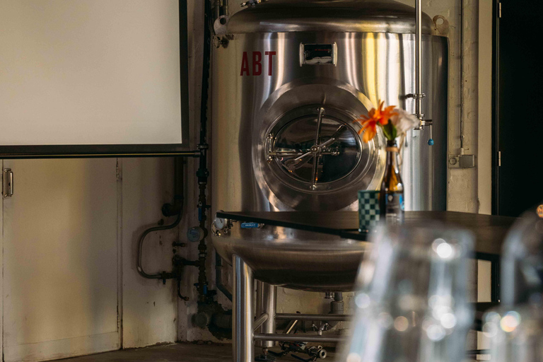 Eindhoven: Bierproeverij van de 100 Watt bieren - 4 glasses