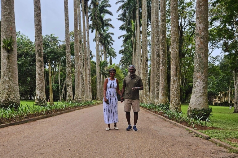 Accra: tour ecológico de día completo en Shai Hills, Caves & BoatAccra: tour ecológico de día completo de Shai Hills y Akosombo