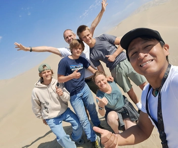 Private Tour: Ballestas Island & Huacachina Oasis, from Lima