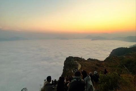 Pokhara: Manungkot Sunrise Tour with Hotel Pickup & Guide