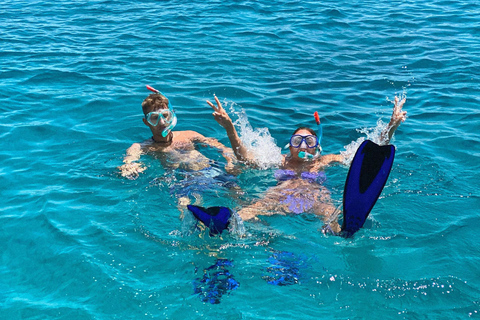Hersonissos: Semi-Private Yacht Cruise with Lunch & Drinks