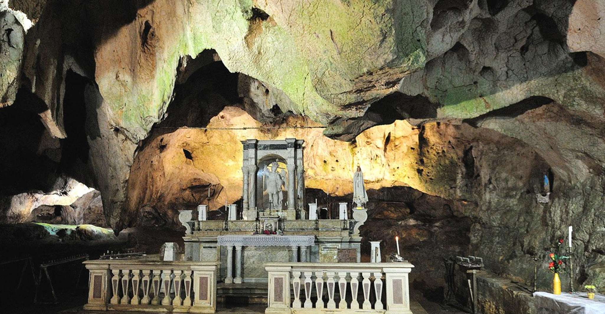 Da S. Giovanni Rotondo, Monte Sant'Angelo tour privato - Hizvo