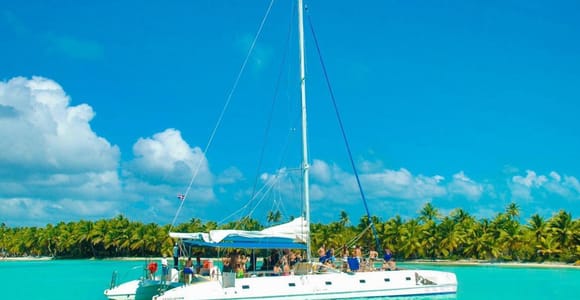 From Santo Domingo: Saona Island Catamaran & Speedboat Tour
