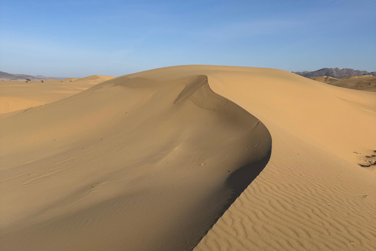 2-Day Elsen Tasarhai/Sand Dune hills & Nomadic Experience