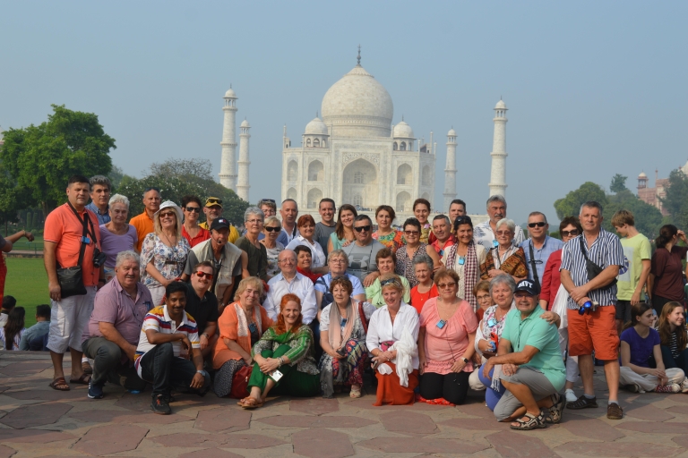 Von Delhi aus: All Inclusive Taj Mahal Private Tour (mit dem Auto)Tour mit Auto + Guide + Eintritt