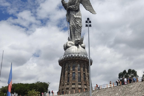 基多专属之旅：赤道纪念碑与殖民风情基多私人定制之旅：赤道纪念碑与殖民风情基多