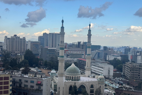 Addis Abeba: Töpferwaren, Markt und Kaffee-Tour mit MittagessenAddis Abeba: Töpfer-, Markt- und Kaffeetour mit Mittagessen