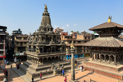 Kathmandu: 4/7 UNESCO-Welterbe-Tour mit ortskundiger GuideAlles inklusive: 7-stündige UNESCO-Tour mit Mittagessen, Getränken und Eintrittsgebühren