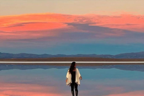 Uyuni Salt Flats 3-Day Tour to San Pedro de Atacama and Meal TOUR IN SPANISH