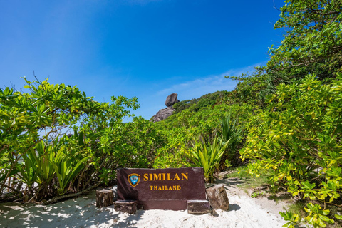 Von Krabi aus: Tagestour zu den Similan-Inseln mit dem SchnellbootJoin In Tagestour mit Transfer