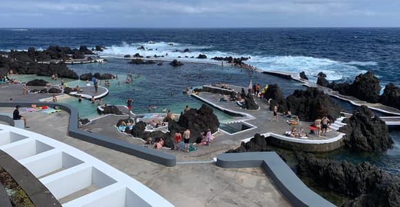 Madeira: West Side Jeep Tour mit Schwimmen im Lavapool