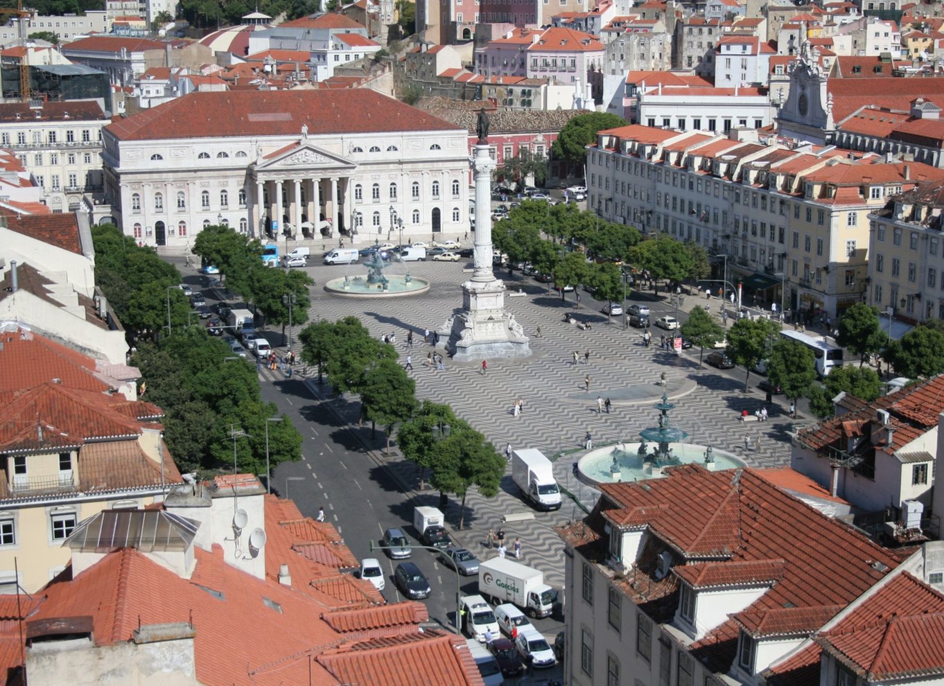 Lissabon: Privat sightseeingtur i en vintage tuk tuk