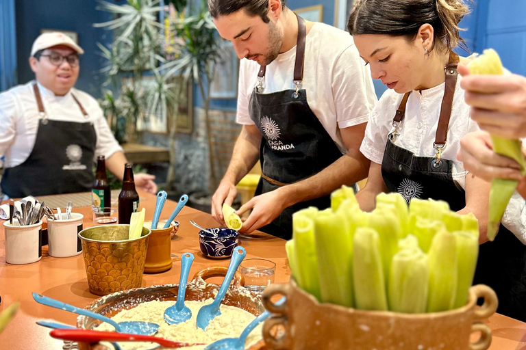 Mexico City: Cooking Class & Market Tour at Casa Jacaranda