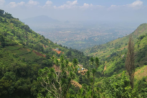 Arusha: Uluguru Mountains 2-Day Hiking and Camping Tour