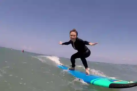 surfing lesson class