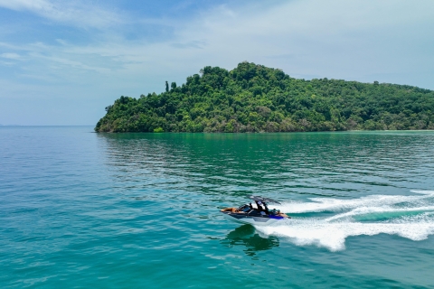 Phuket: Experiencia privada de Wakesurf en barco Malibú4 horas Alquiler