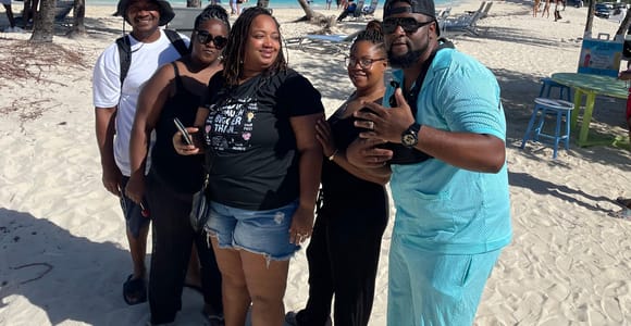 Nassau: Land Tour with Local Food & Rum Tasting