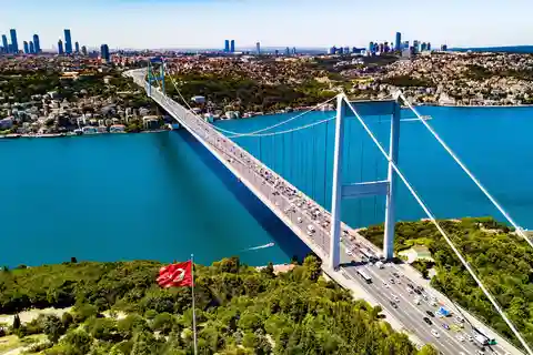 Istambul: Cruzeiro pelo Bósforo com 1 parada no lado asiático