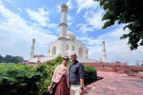 Delhi: Sunrise Taj Mahal en Agra Fort Groepstour