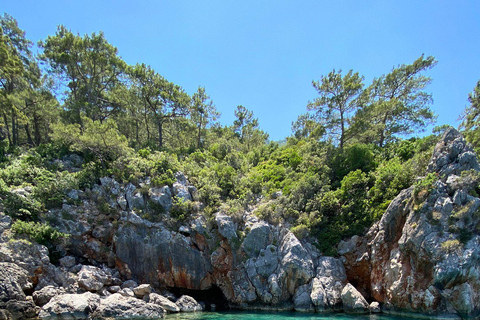 Alanya/Città laterale: Suluada, visita delle baie con la barca e pranzoAlanya/Città laterale: Tour in barca delle baie di Suluada e della spiaggia delle Maldive