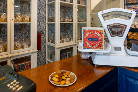 Funchal: Guided Walking Tour with Tastings